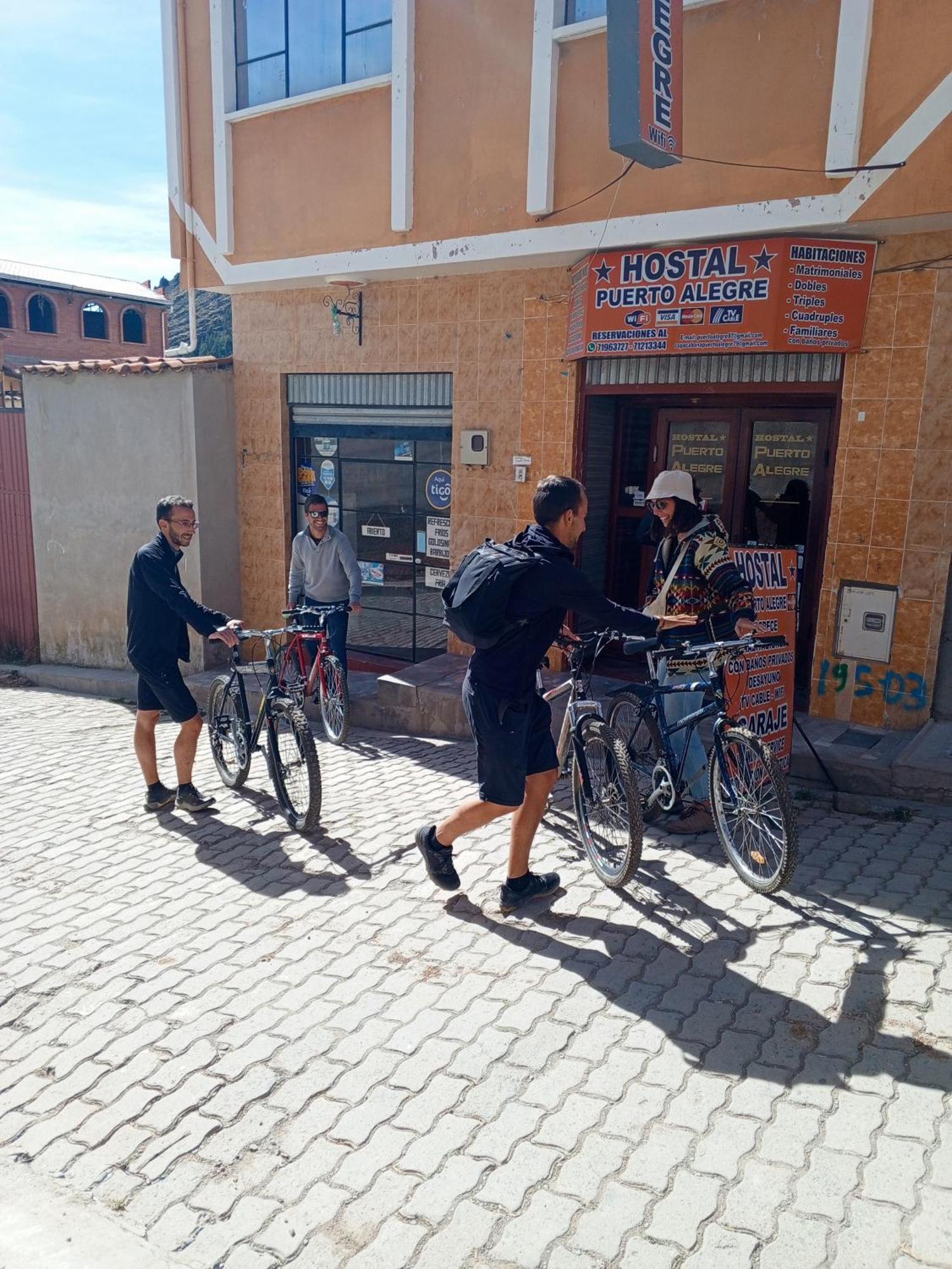 Hostal Puerto Alegre Copacabana  Zewnętrze zdjęcie